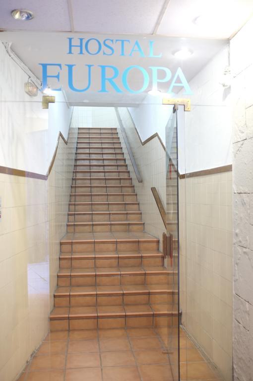 Hostal Europa Barcelona Exterior foto